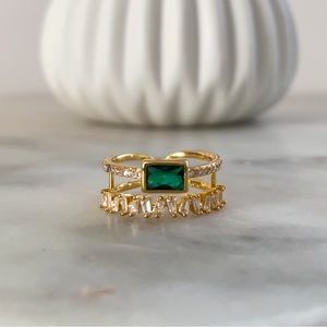 Double Layered Emerald Green Crystal Ring